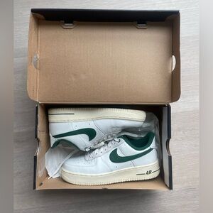 Nike Air Force 1 ‘07 LX